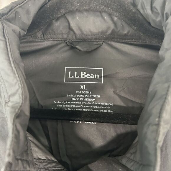 LL Bean Windbreaker Men's XL Black Store Away Hood Full Zip Pockets Polyester - Picture 5 of 8